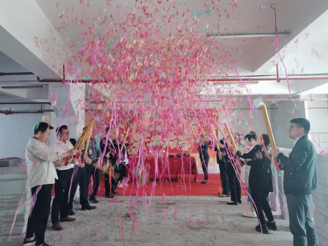 杭州裝修公司銘品裝飾再創(chuàng)新章，建德分公司開(kāi)工典禮隆重舉行