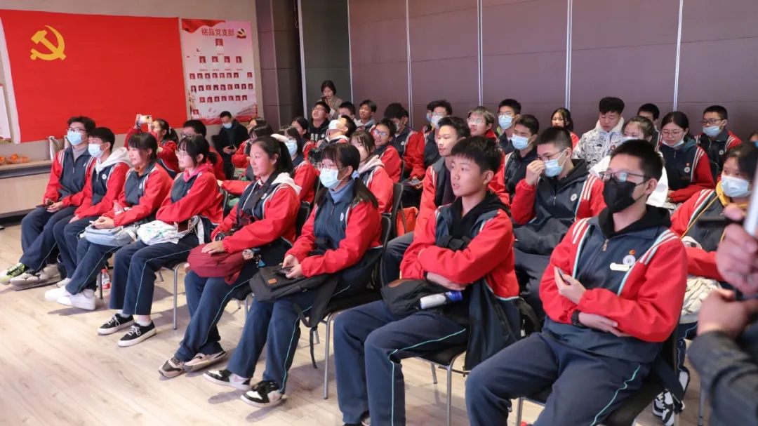 杭州市建設(shè)職業(yè)學(xué)校來(lái)銘品裝飾