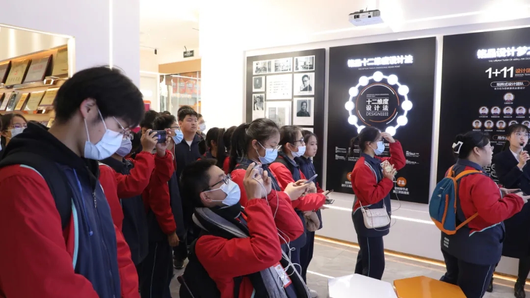 杭州市建設(shè)職業(yè)學(xué)校來(lái)銘品裝飾